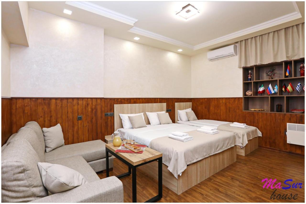 Appartamento Masur House And Tours Erevan Esterno foto