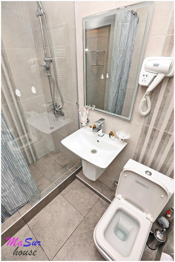 Appartamento Masur House And Tours Erevan Esterno foto