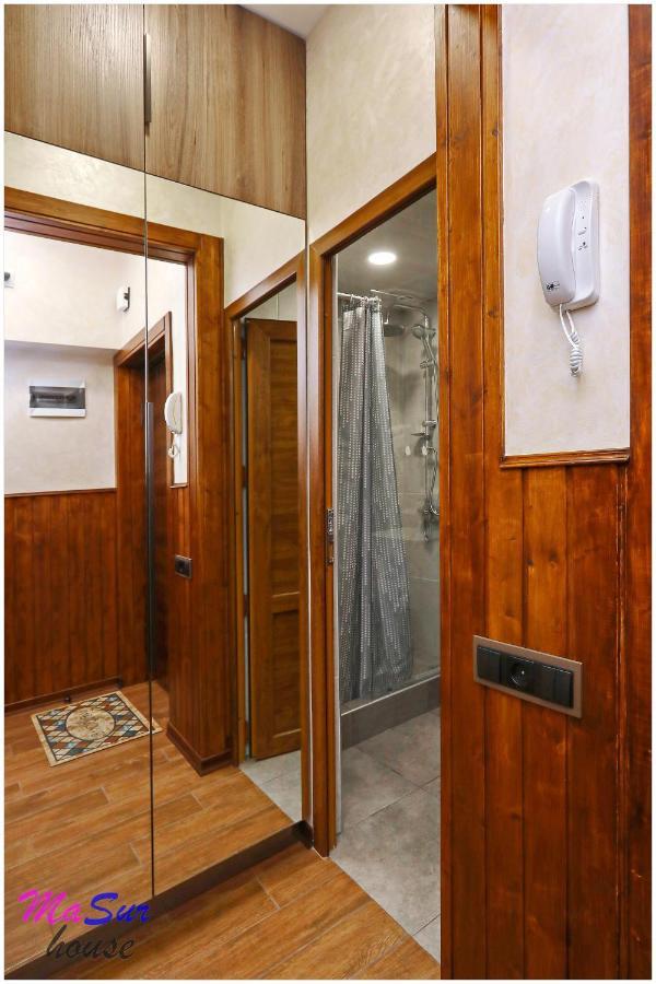 Appartamento Masur House And Tours Erevan Esterno foto